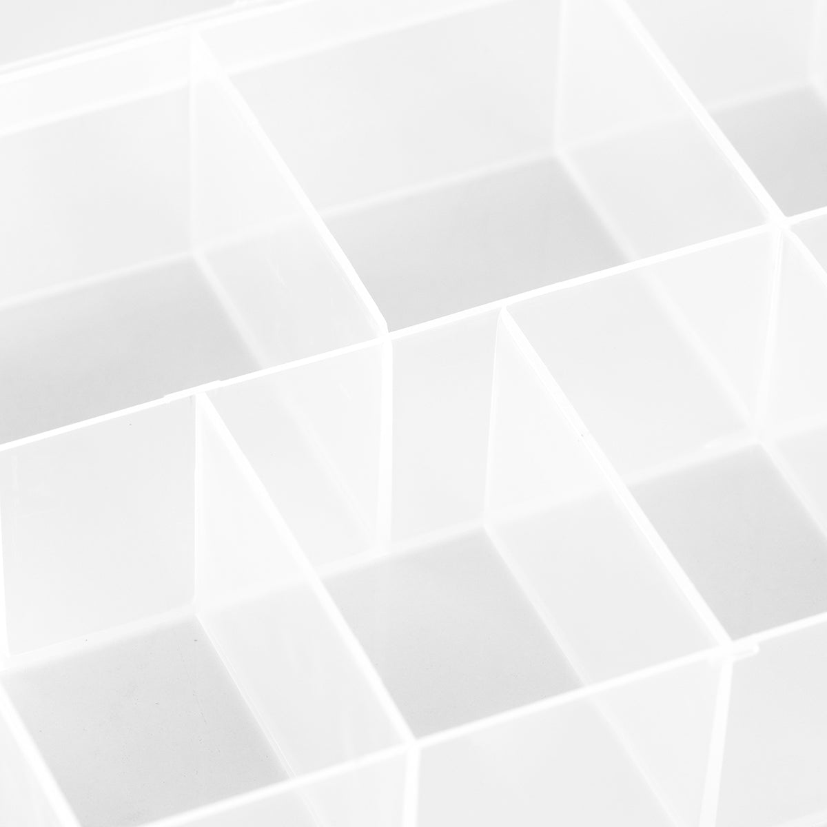 Kontejner pro organizování malých výrobků C50